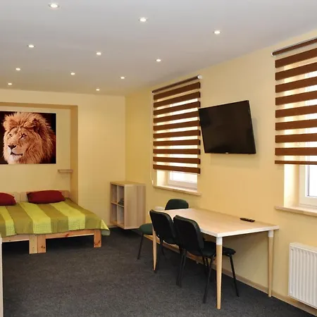 Dzīvoklis Center Quiet With Free Private Parking Riga